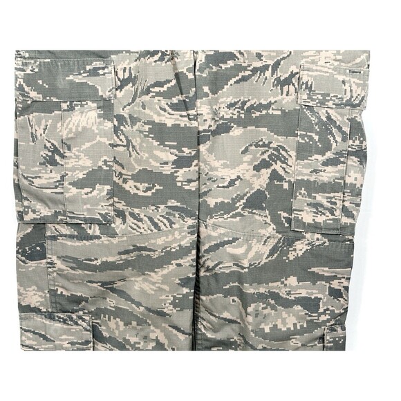 US Air Force Pants Womens 28x31 Cargo Trouser Utility Digital Camo - Picture 3 of 11